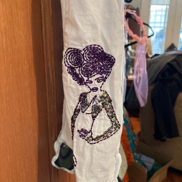 KESSLEY Embroidered Cotton Cami. Size Medium - Picture 4 of 9